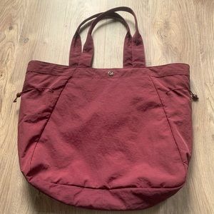 Lululemon Side-Cinch Shopper Bag 18L Red Merlot *Excellent Condition*